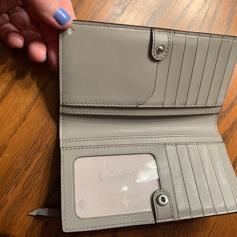 Kate Spade Wallet - Picture 4 of 8